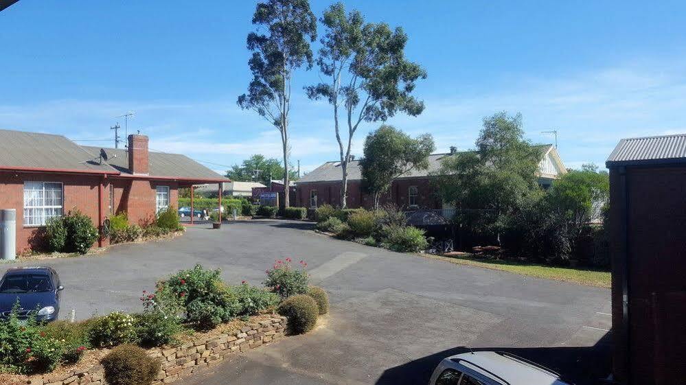 Hepburn Springs Motor Inn Esterno foto